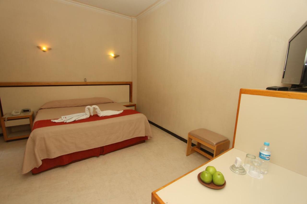 Hotel Ferri Oaxaca Екстер'єр фото
