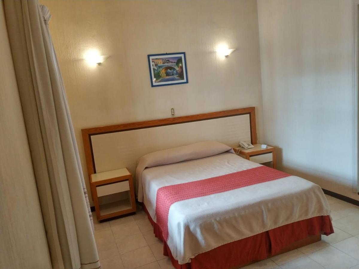 Hotel Ferri Oaxaca Екстер'єр фото